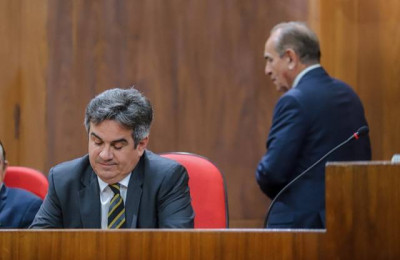Marcelo Castro avisa que Senado não vai engolir corte de verbas para universidades